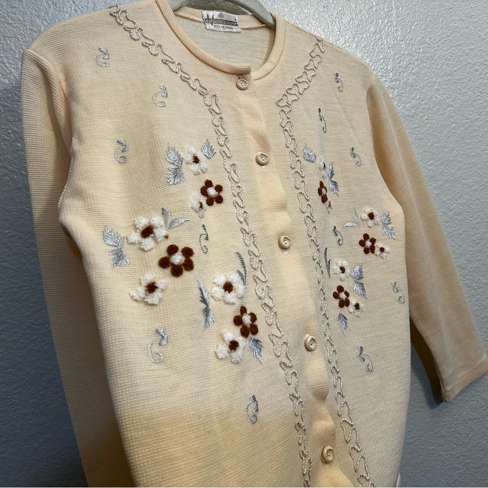 Vintage Monte Rosa, Mode de Paris |  Embroidered cardigan with floral detailing - Picture 2 of 9